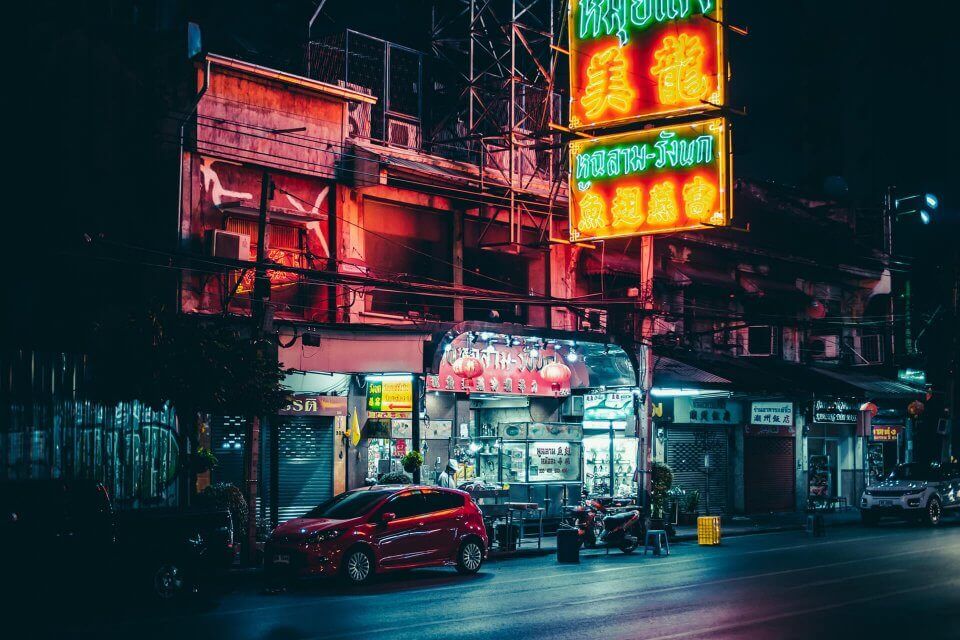 travel-urban-night